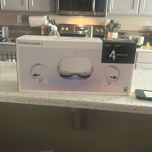Meta Quest 2 VR Headset 128 GB with resident evil 4